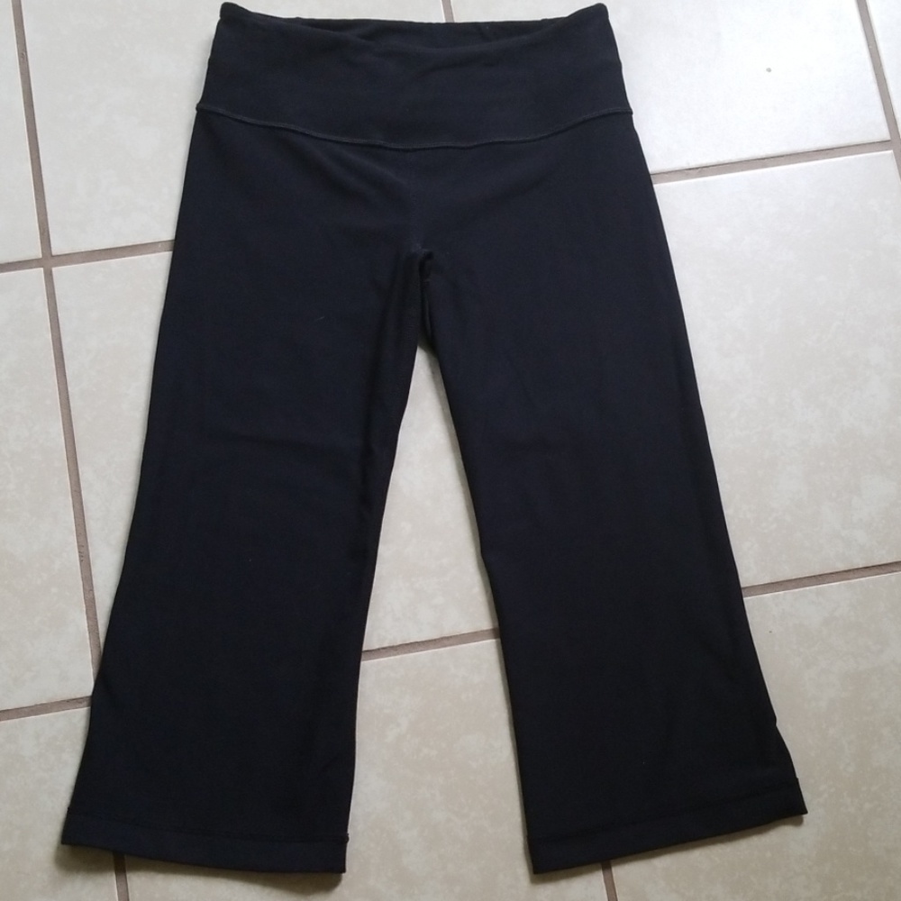 LULULEMON Reversible Cropped Pant Size 4 - Picture 6 of 8